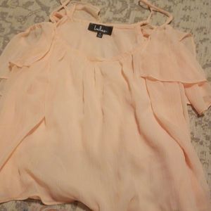 Lulu's new peach top S